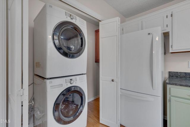 6528 Hearthstone Drive E, Raleigh, NC 27615