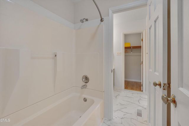 6528 Hearthstone Drive E, Raleigh, NC 27615