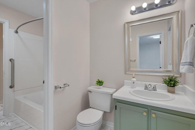 6528 Hearthstone Drive E, Raleigh, NC 27615