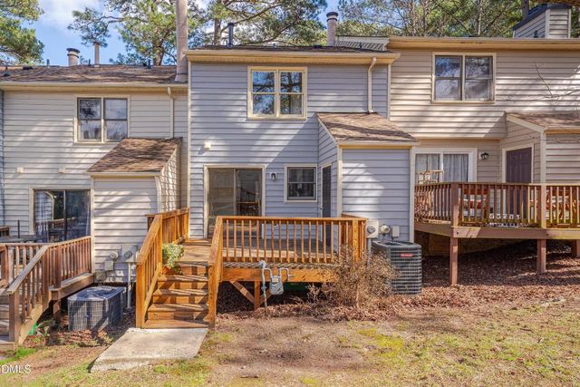 6528 Hearthstone Drive E, Raleigh, NC 27615