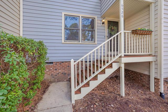 6528 Hearthstone Drive E, Raleigh, NC 27615