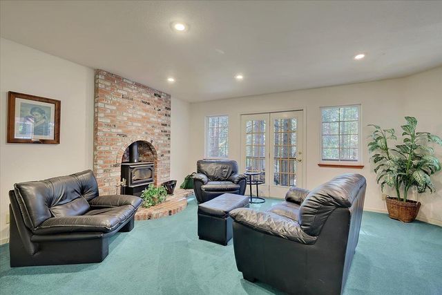 11473 Sky Pines Ridge Rd, Nevada City, CA 95959