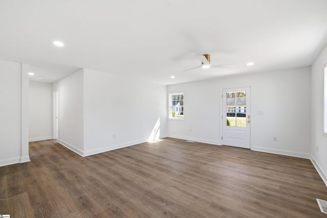 118 E Decatur Street, Greenville, SC 29617