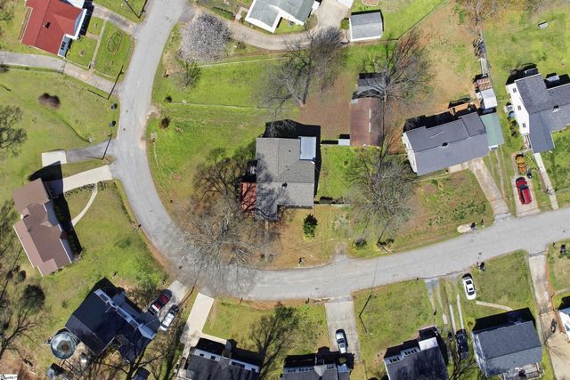 118 E Decatur Street, Greenville, SC 29617