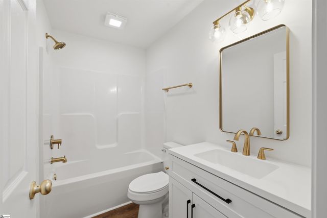 118 E Decatur Street, Greenville, SC 29617