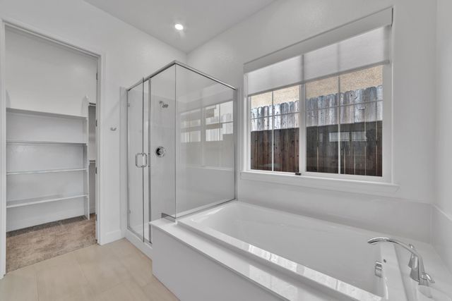 3270 Garden Terrace Dr, Folsom, CA 95630