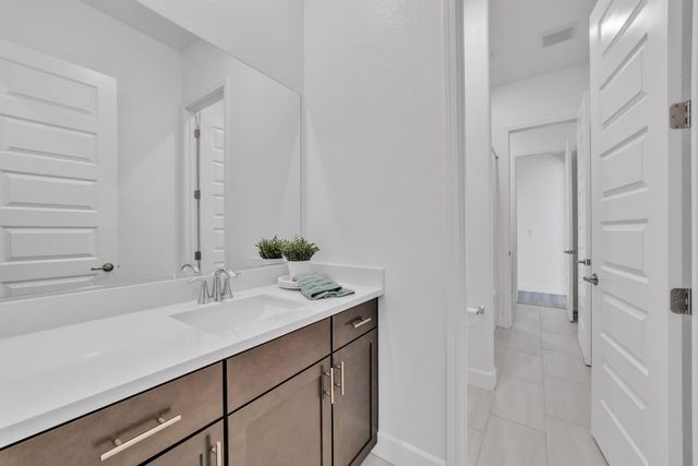 3270 Garden Terrace Dr, Folsom, CA 95630