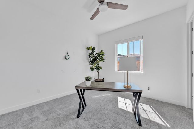 3270 Garden Terrace Dr, Folsom, CA 95630