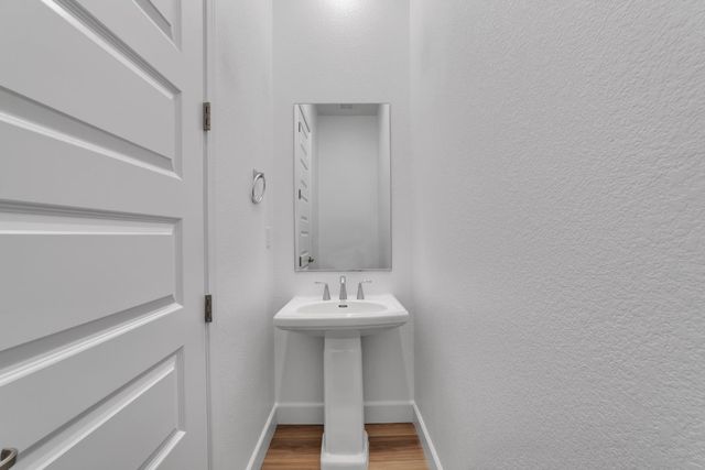 3270 Garden Terrace Dr, Folsom, CA 95630