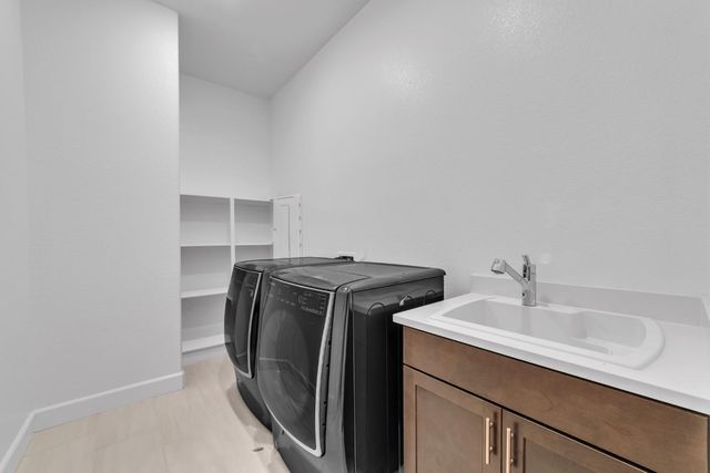 3270 Garden Terrace Dr, Folsom, CA 95630