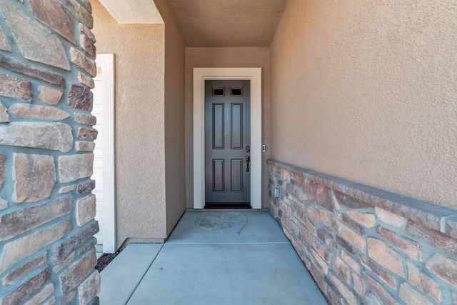 3270 Garden Terrace Dr, Folsom, CA 95630