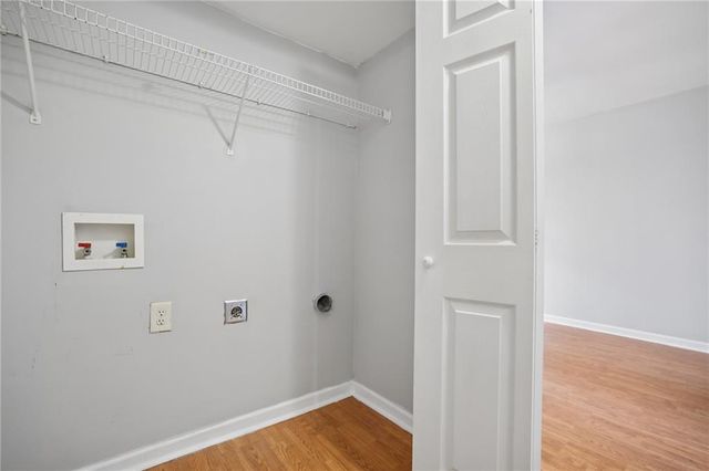 1206 Brighton Point, Sandy Springs, GA 30328