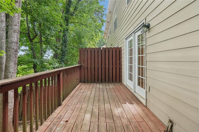 1206 Brighton Point, Sandy Springs, GA 30328