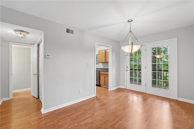 1206 Brighton Point, Sandy Springs, GA 30328