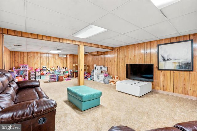 244 KIRK DR, Huntingdon Valley, PA 19006