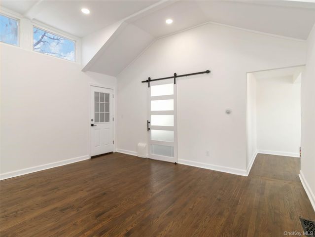 37 New Avenue, Yonkers, NY 10704