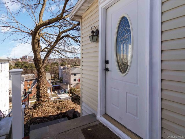 37 New Avenue, Yonkers, NY 10704