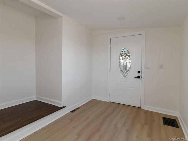 37 New Avenue, Yonkers, NY 10704