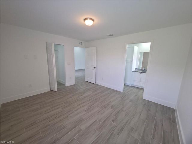 2907 SW Santa Barbara PL, Cape Coral, FL 33914