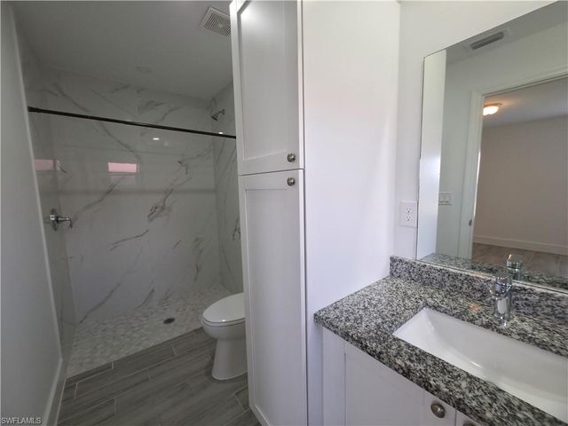 2907 SW Santa Barbara PL, Cape Coral, FL 33914