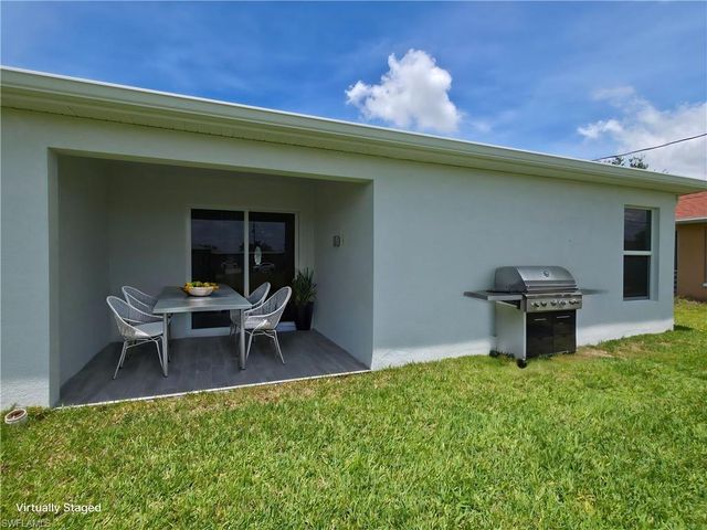 2907 SW Santa Barbara PL, Cape Coral, FL 33914