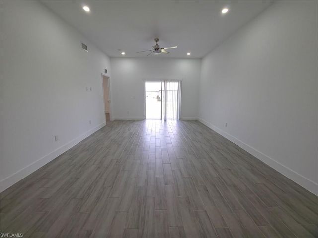 2907 SW Santa Barbara PL, Cape Coral, FL 33914