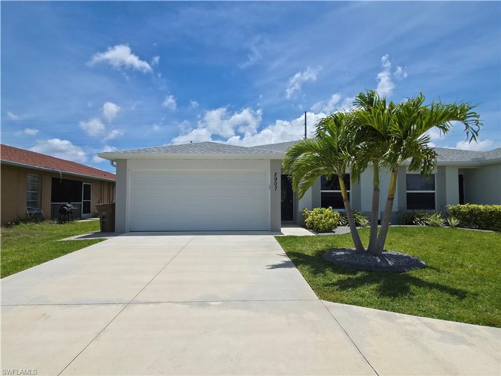 2907 SW Santa Barbara PL, Cape Coral, FL 33914
