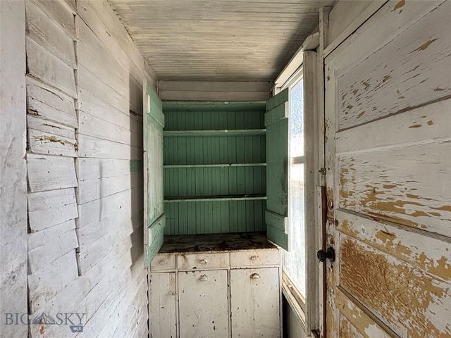 834 W Broadway W, Butte, MT 59701