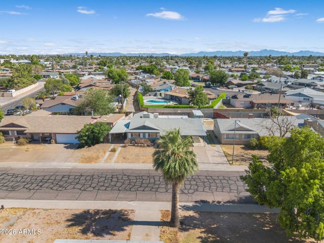 3311 W PARADISE Drive, Phoenix, AZ 85029