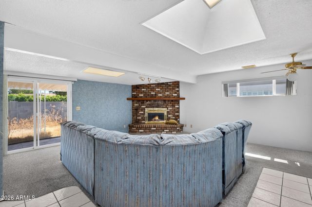 3311 W PARADISE Drive, Phoenix, AZ 85029