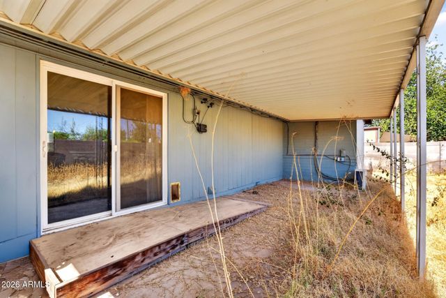 3311 W PARADISE Drive, Phoenix, AZ 85029
