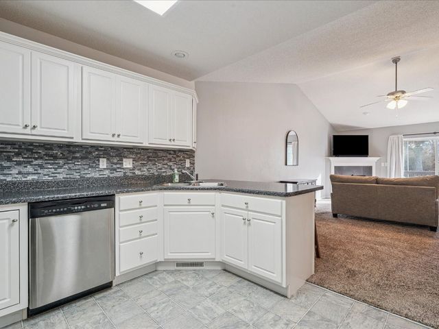 311 Highland Avenue, Fairfax, IA 52228