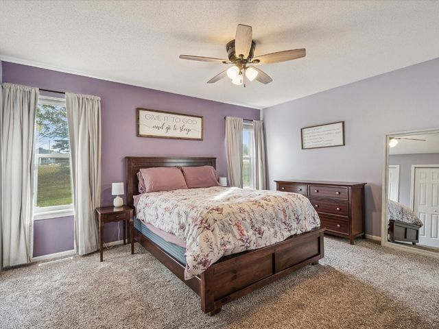 311 Highland Avenue, Fairfax, IA 52228