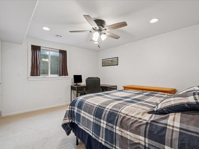 311 Highland Avenue, Fairfax, IA 52228