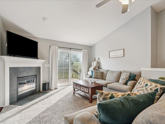 311 Highland Avenue, Fairfax, IA 52228