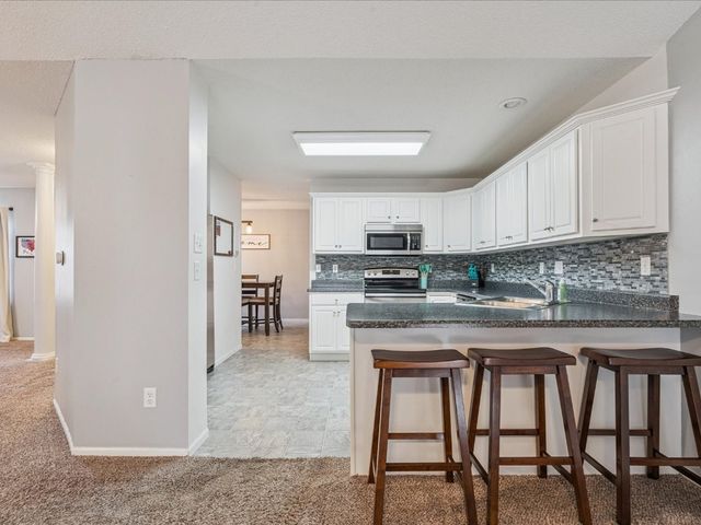 311 Highland Avenue, Fairfax, IA 52228