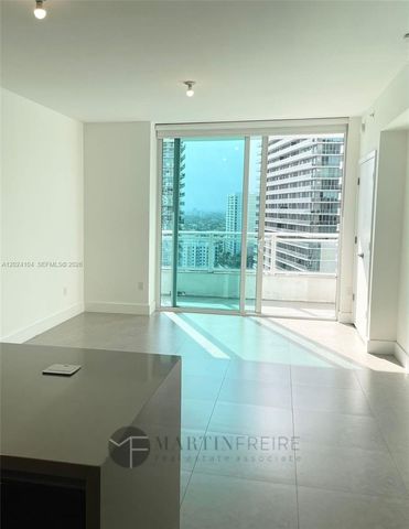 1080 Brickell Ave 2005, Miami, FL 33131