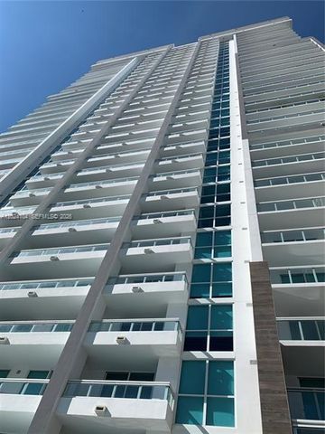 1080 Brickell Ave 2005, Miami, FL 33131