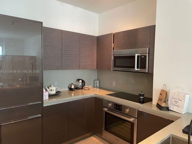 1080 Brickell Ave 2005, Miami, FL 33131