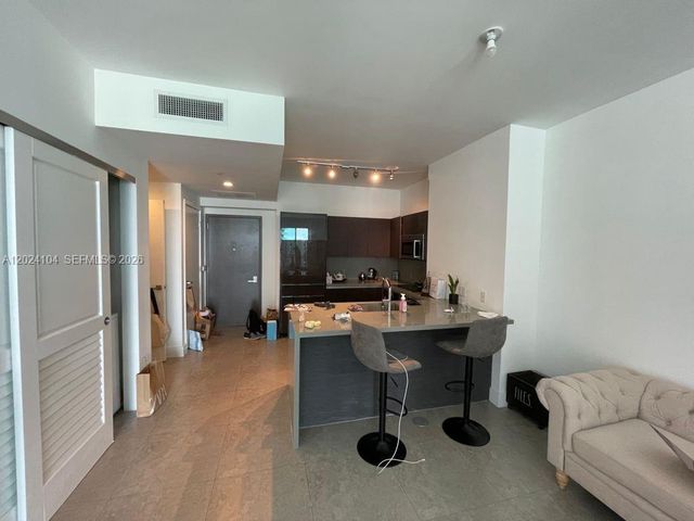 1080 Brickell Ave 2005, Miami, FL 33131