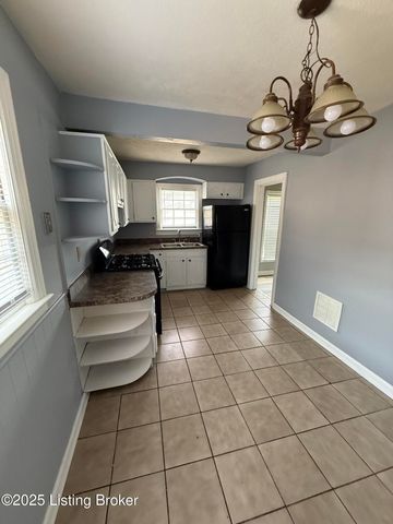 1401 Homeview Dr, Louisville, KY 40215