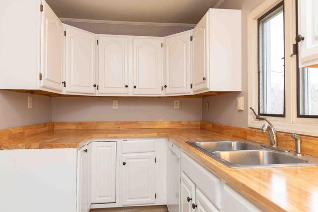 6785 Marvin Avenue, North College Hill, OH 45224