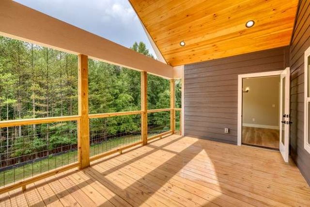 162 Sweetwater Lane, Blairsville, GA 30512