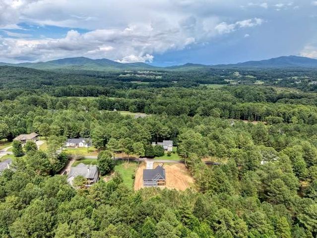 162 Sweetwater Lane, Blairsville, GA 30512