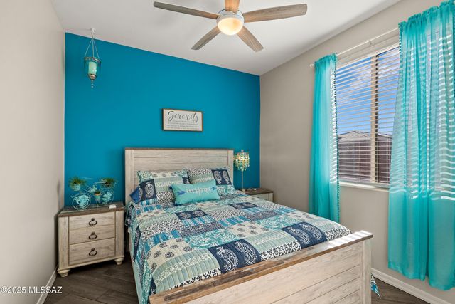 33013 S Expedition Court, Red Rock, AZ 85145