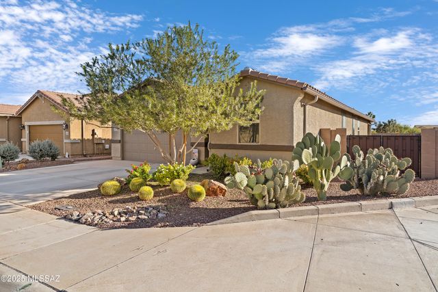 33013 S Expedition Court, Red Rock, AZ 85145