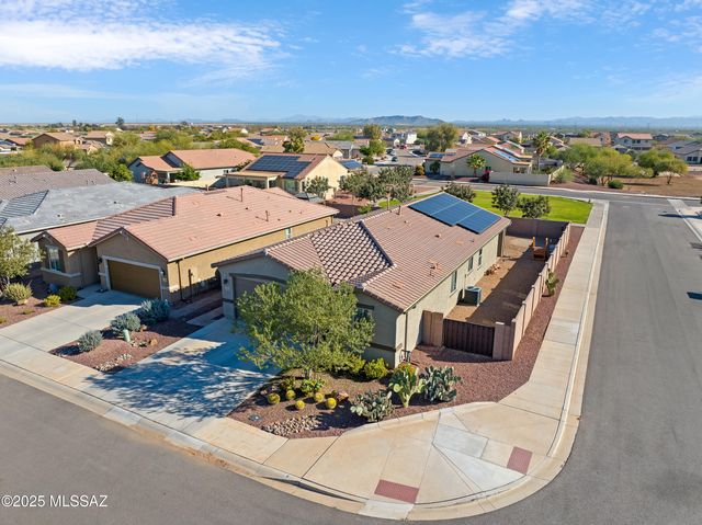 33013 S Expedition Court, Red Rock, AZ 85145