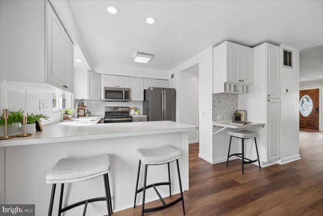 18527 EAGLES ROOST DR, Germantown, MD 20874