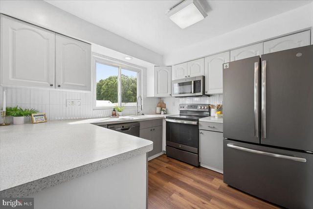 18527 EAGLES ROOST DR, Germantown, MD 20874