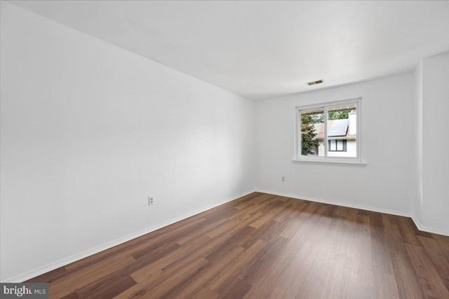 18527 EAGLES ROOST DR, Germantown, MD 20874